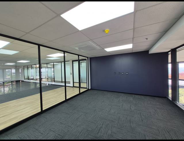 214M² OFFICE TO LET IN SANDOWN